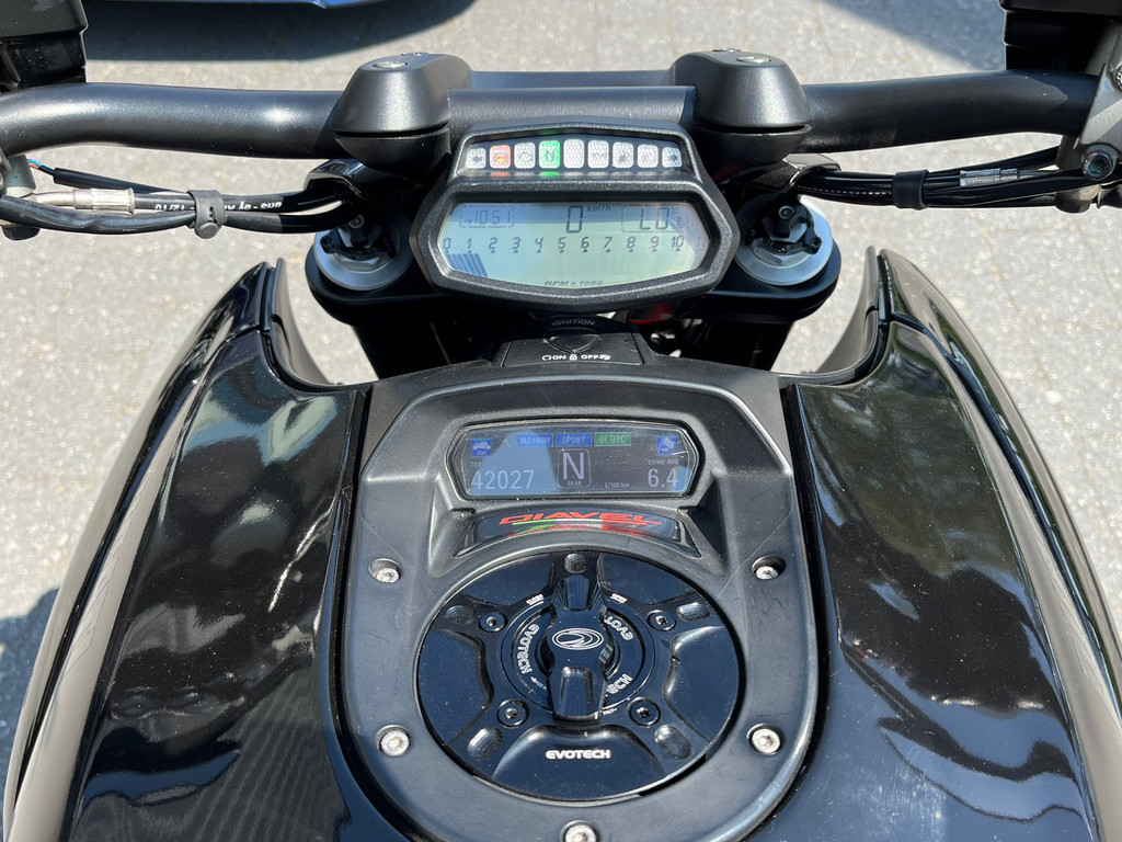 Ducati Tour Diavel 154PK – Keyless - Afbeelding 25
