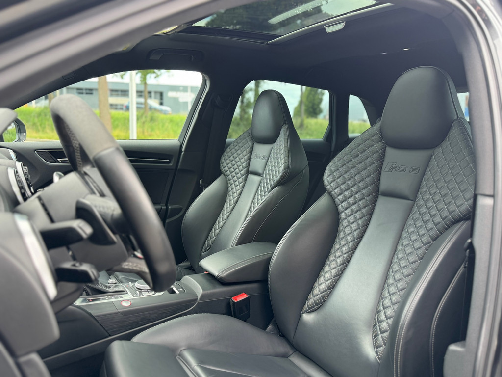 Audi RS3 Sportback 2.5 TFSI Quattro – Pano – B&O – Schaalstoelen – Camera – ACC – NL-Auto – Keyless – Leder – 367PK - Afbeelding 25