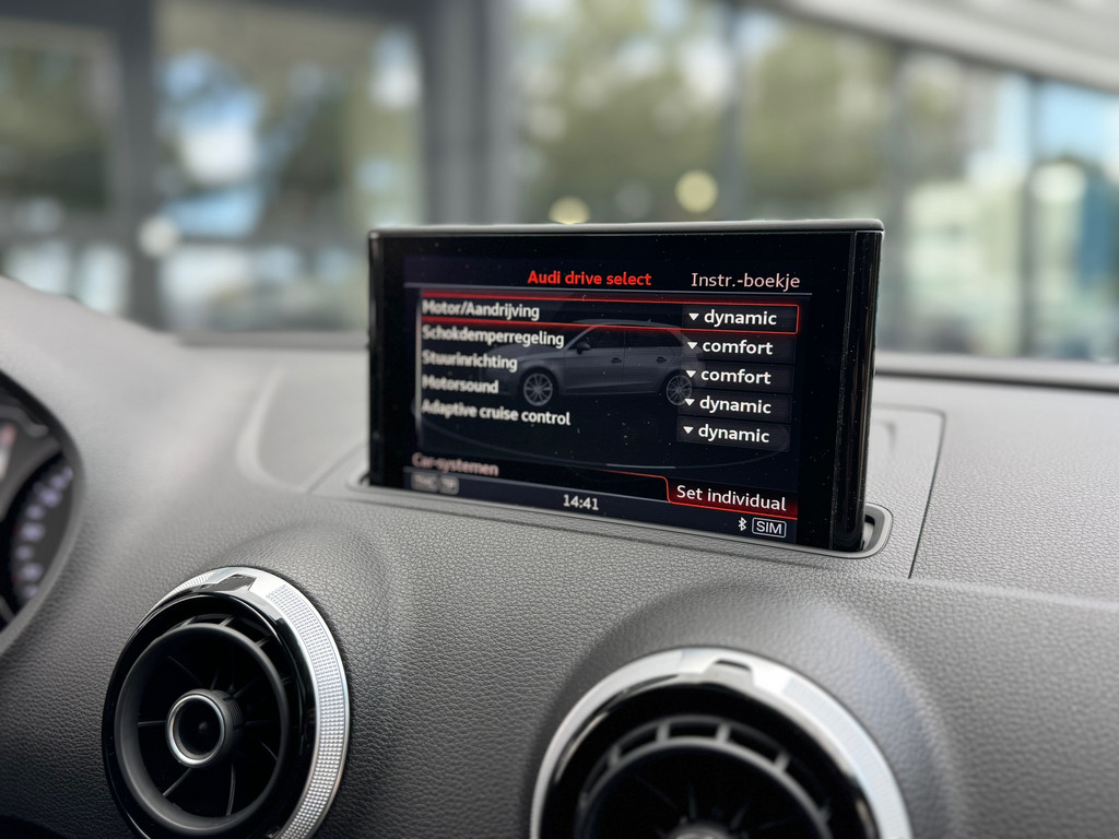 Audi RS3 Sportback 2.5 TFSI Quattro – Pano – B&O – Schaalstoelen – Camera – ACC – NL-Auto – Keyless – Leder – 367PK - Afbeelding 30