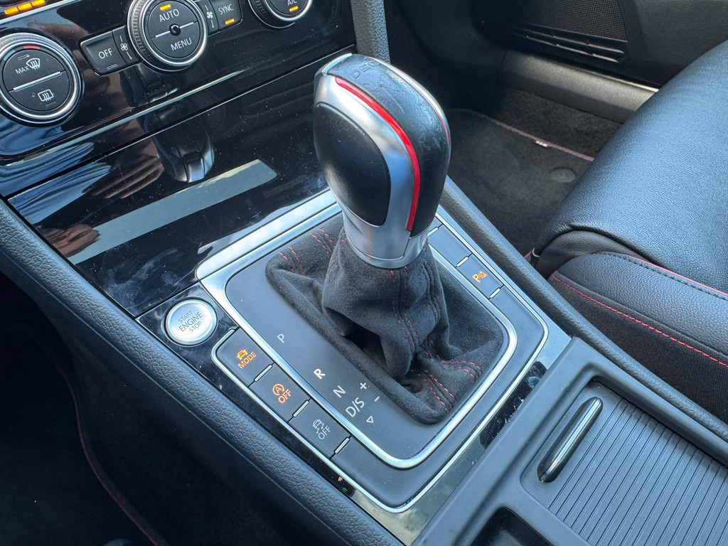 Volkswagen Golf GTI TCR 2.0 TSI 300PK – Pano – Akrapovic – Dynaudio – Memory – Leder – ACC – Carplay – Keyless – Camera – Bearlock - Afbeelding 34