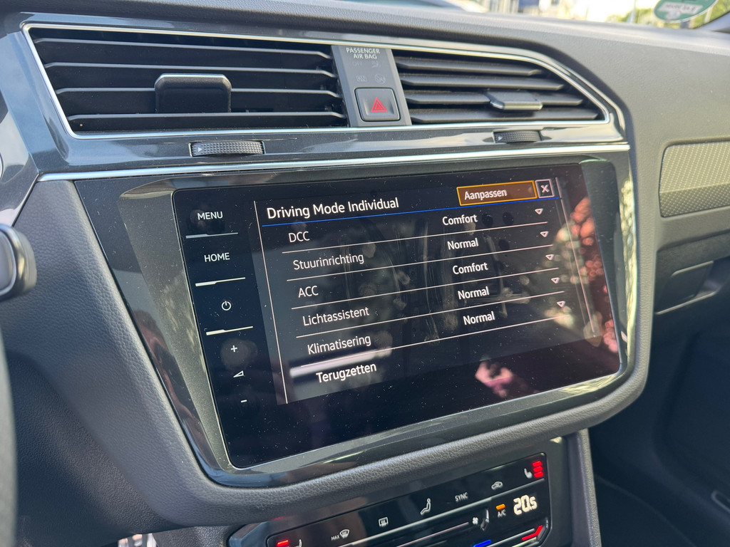 Volkswagen Tiguan 1.4 TSI eHybrid R-Line 245PK – Pano – ACC – Carplay – DCC – Camera - Afbeelding 49