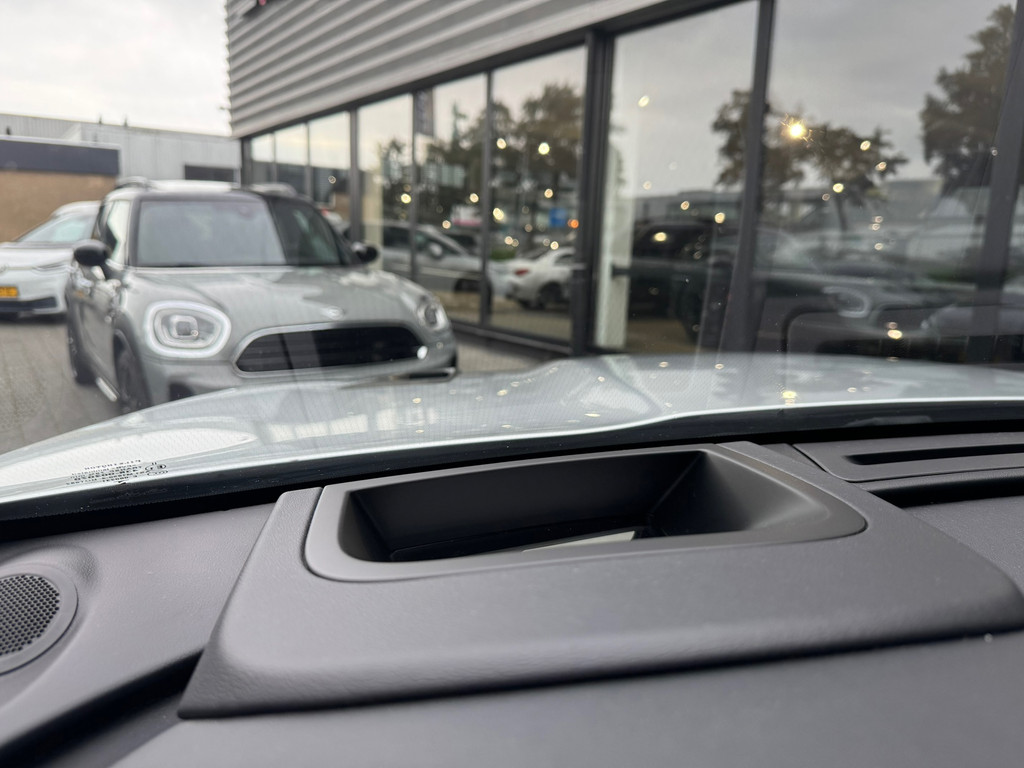 Jaguar F-Pace SVR 5.0 V8 AWD 550PK – Pano – Carbon – Meridian – Head-Up – Memory – ACC – 360Camera – Carplay – Keyless – Leder - Afbeelding 56