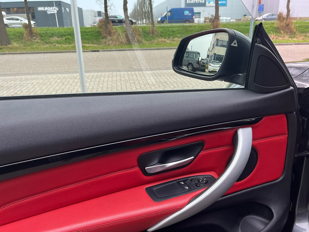 BMW 4 Serie Coupé 428i High Exe Sportline – Head-Up – Camera – Keyless – Leder – Stoelverwarming – NL-Auto - Afbeelding 23