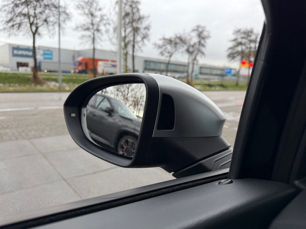 Volkswagen Golf 2.0 TSI R 4Motion 320PK – Pano – Carpay – Camera – ACC - Afbeelding 36