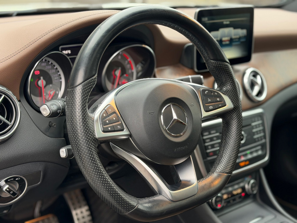 Mercedes-Benz GLA 200 Prestige AMG Leder – Pano – Xenon – Climaat.C. - Afbeelding 32