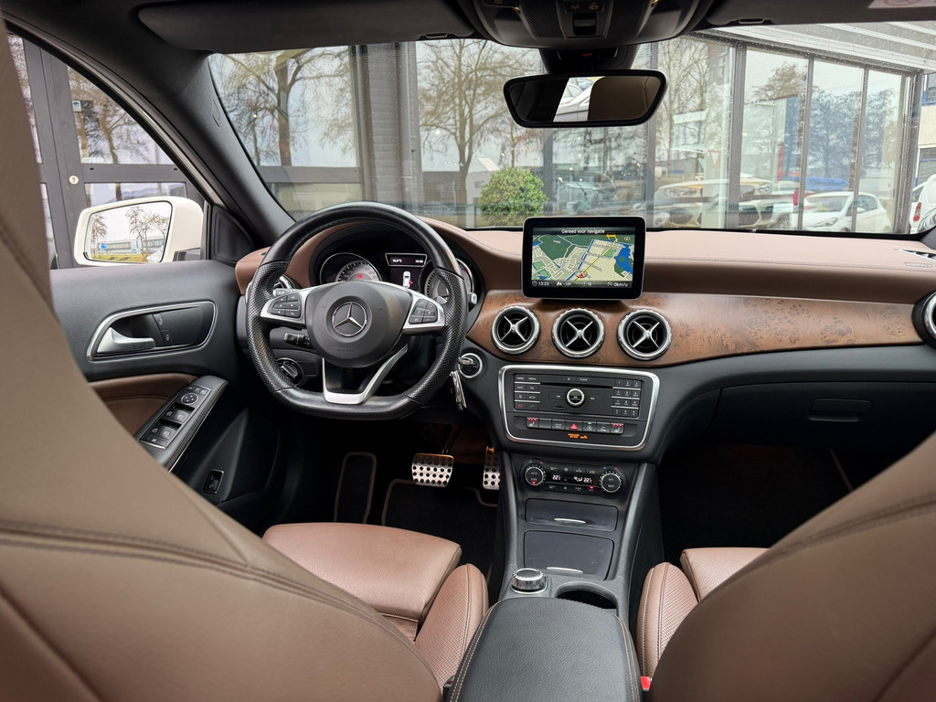 Mercedes-Benz GLA 200 Prestige AMG Leder – Pano – Xenon – Climaat.C. - Afbeelding 34