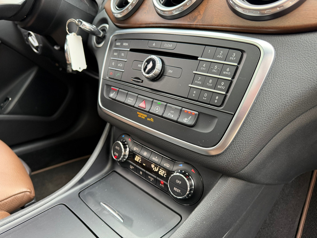Mercedes-Benz GLA 200 Prestige AMG Leder – Pano – Xenon – Climaat.C. - Afbeelding 9