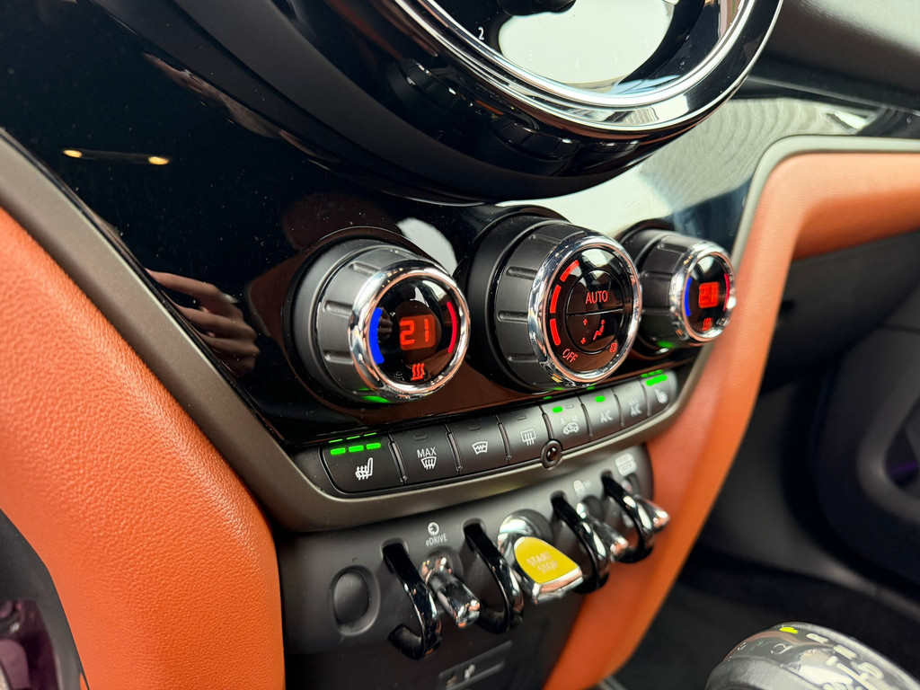 MINI Countryman 1.5 Cooper S E ALL4 Classic Leder – Carplay – NL-Auto – ACC – Memory – Camera - Afbeelding 29