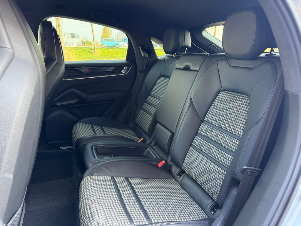 Porsche Cayenne Coupé 3.0 E-Hybrid Memory – Lichtgewicht – Carbon – Luchtvering – 470PK - Afbeelding 35