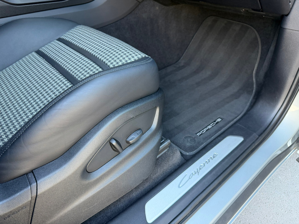 Porsche Cayenne Coupé 3.0 E-Hybrid Memory – Lichtgewicht – Carbon – Luchtvering – 470PK - Afbeelding 44