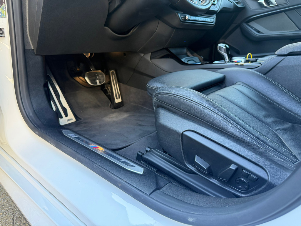 BMW 2 Serie Gran Coupé 218i High Exe M-Sport – Pano – Harman&Kardon – M-Stoelen – Keyless – Carplay – Camera - Afbeelding 32