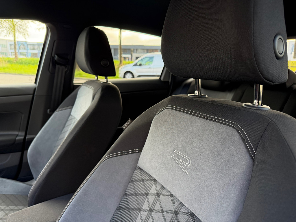 Volkswagen Taigo 1.5 TSI R-Line Keyless – IQ-Lights – 150PK – ACC – Carplay – Camera – Virtual-cockpit - Afbeelding 44