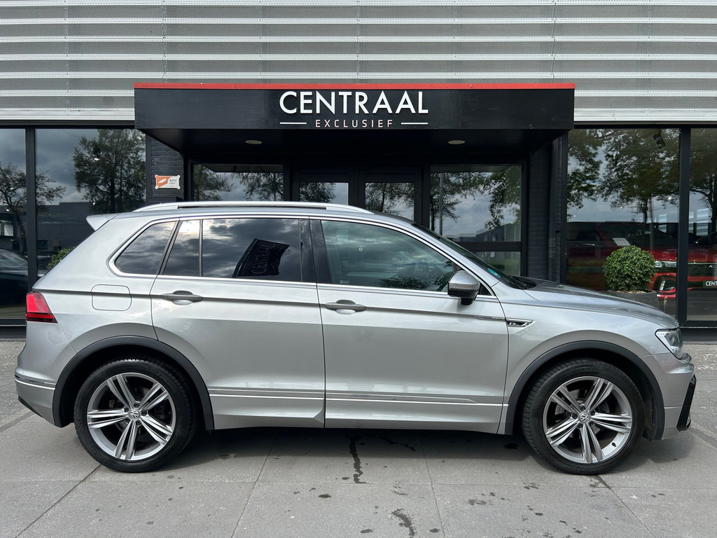 Volkswagen Tiguan 1.4 TSI ACT Connected Series R-Line DSG – Carplay – Cruise Control – ParkPilot – NL-Auto – Trekhaak - Afbeelding 25