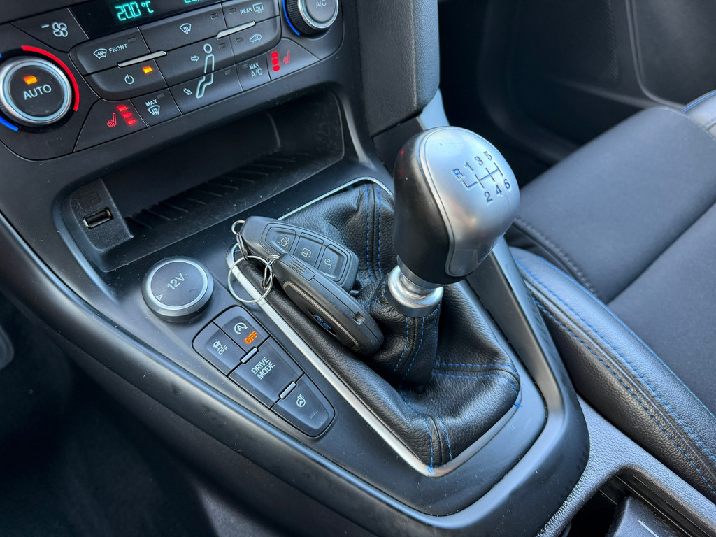 Ford Focus 2.3 RS 355PK – Camera – Navi – Xenon – Sony-Sound – Keyless - Afbeelding 10