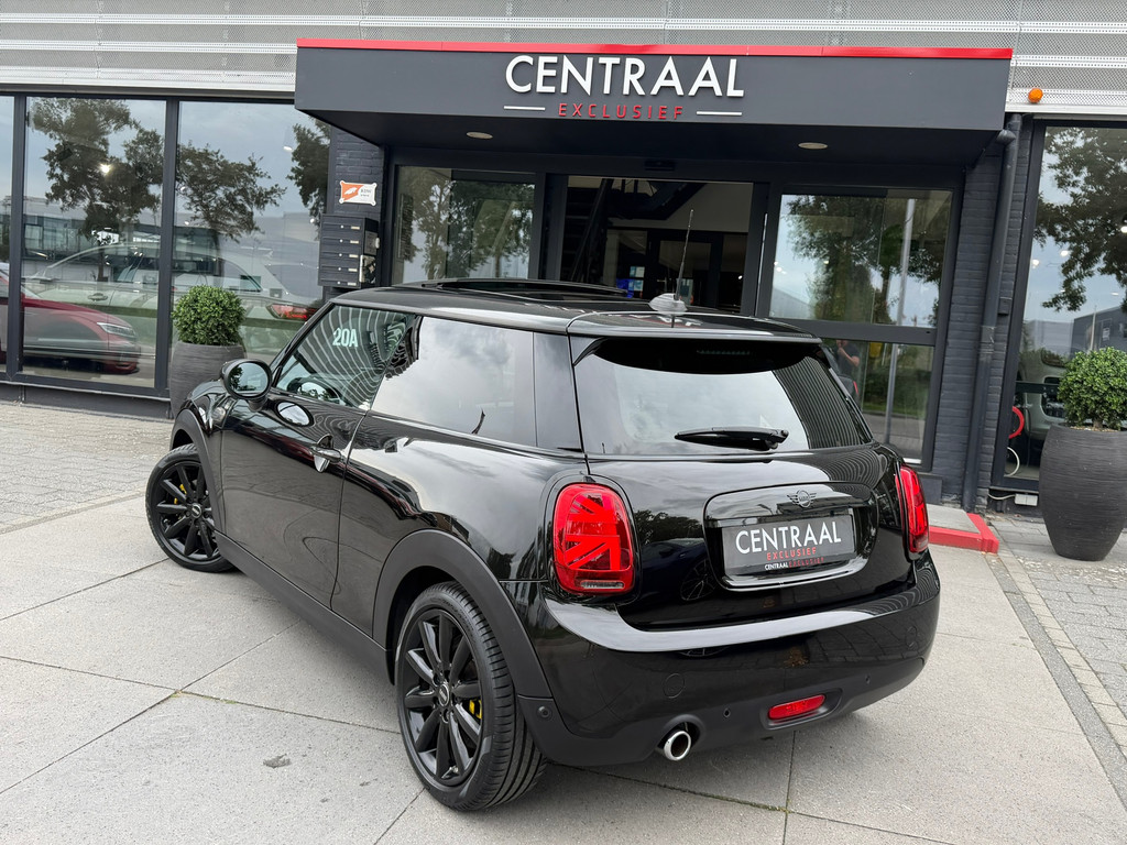 MINI Cooper 1.5 Cooper 60 Years Edition Pano – Harman&Kardon – Leder – Carplay – Keyless – 136PK - Afbeelding 4