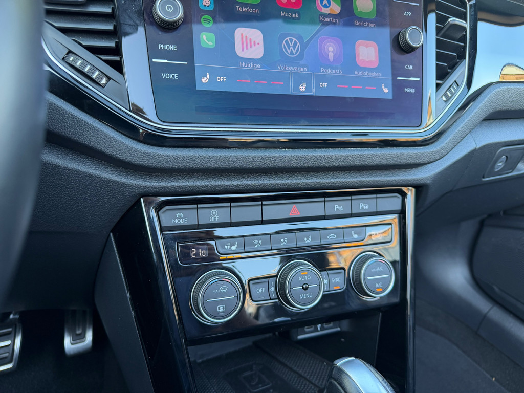Volkswagen T-Roc Cabrio 1.5 TSI R-Line Edition Blue Leder – Beats-Audio – 150PK – ACC – Carplay – Camera – IQ-Lights – Virtual-cockpit - Afbeelding 31