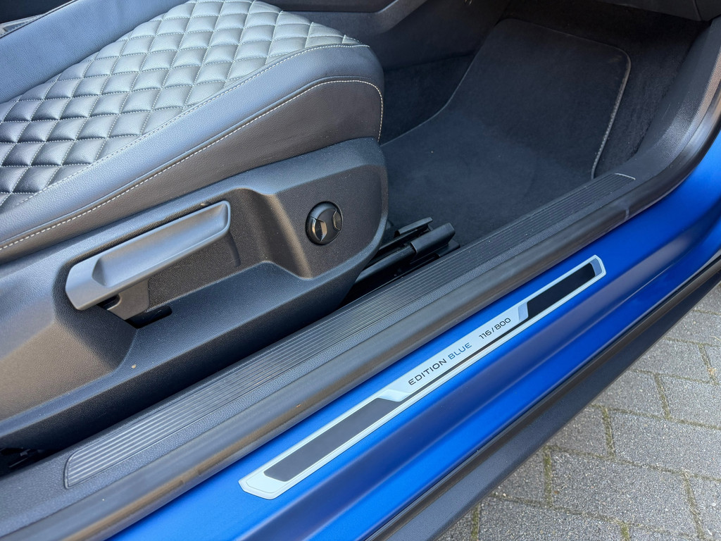 Volkswagen T-Roc Cabrio 1.5 TSI R-Line Edition Blue Leder – Beats-Audio – 150PK – ACC – Carplay – Camera – IQ-Lights – Virtual-cockpit - Afbeelding 45