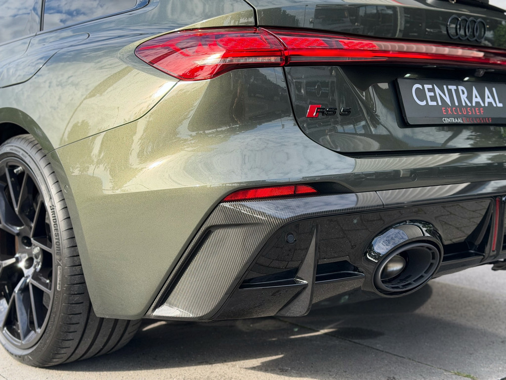 Audi RS5 Avant RS 5 640PK quattro Carbon – Pano – Keramisch – Massage – B&O – Sportpakket - Afbeelding 24