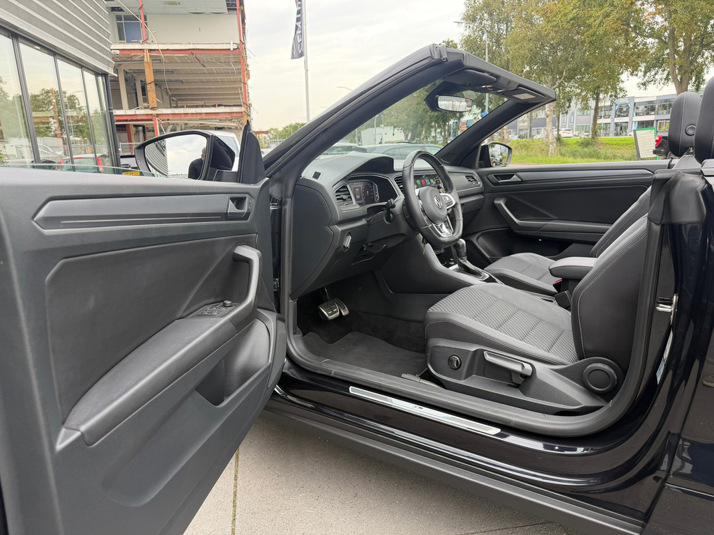 Volkswagen T-Roc Cabrio 1.5 TSI R-Line ACC – Carplay – Camera – Virtual-cockpit – 150PK – DSG - Afbeelding 34