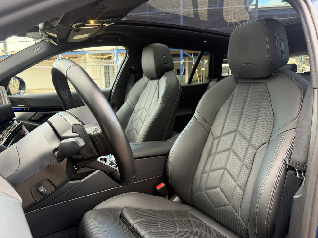 BMW 5 Serie Touring 530e M-Sport Pano – Harman&Kardon – ACC – Memory – 4wielbesturing – Keyless – 300PK - Afbeelding 29