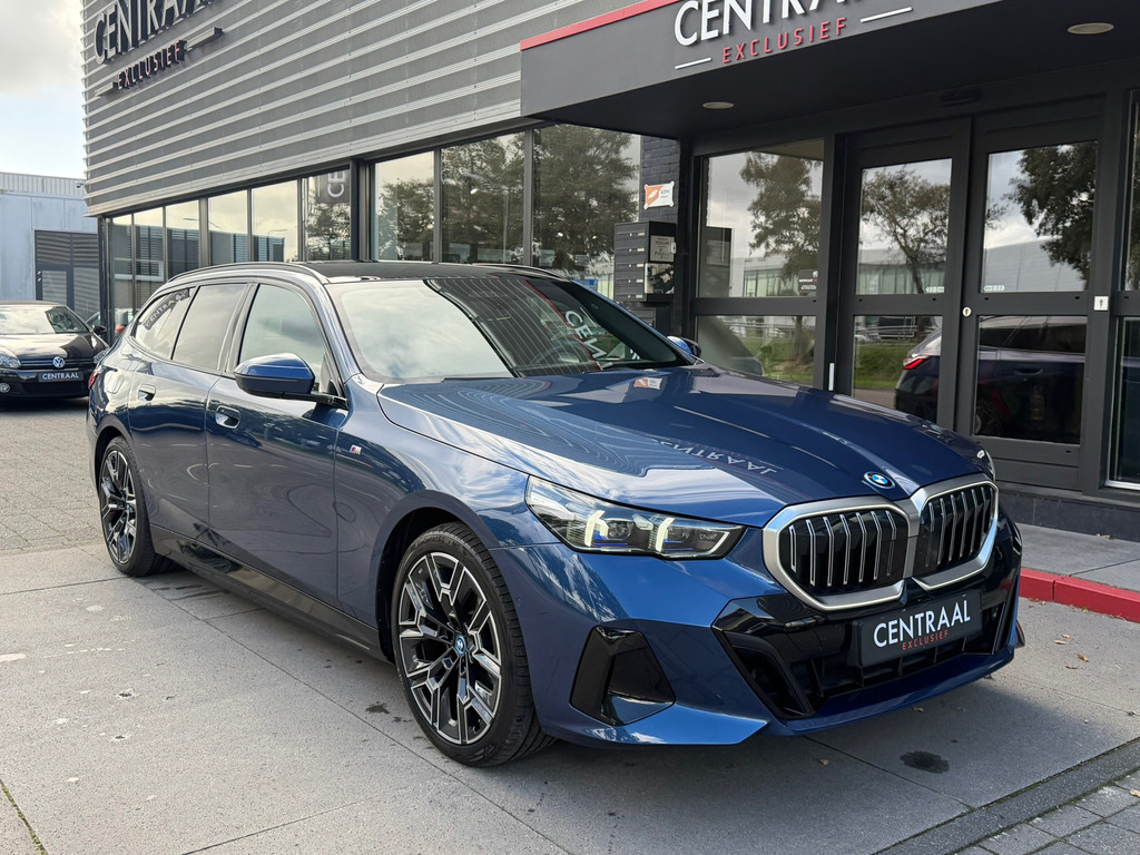 BMW 5 Serie Touring 530e M-Sport Pano – Harman&Kardon – ACC – Memory – 4wielbesturing – Keyless – 300PK - Afbeelding 36