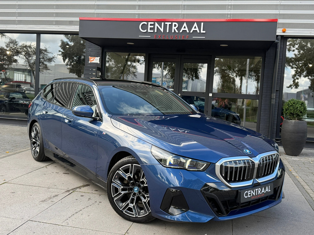 BMW 5 Serie Touring 530e M-Sport Pano – Harman&Kardon – ACC – Memory – 4wielbesturing – Keyless – 300PK - Afbeelding 3