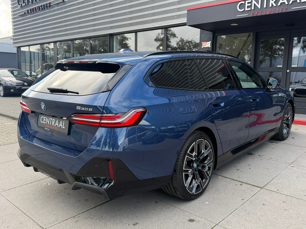 BMW 5 Serie Touring 530e M-Sport Pano – Harman&Kardon – ACC – Memory – 4wielbesturing – Keyless – 300PK - Afbeelding 6