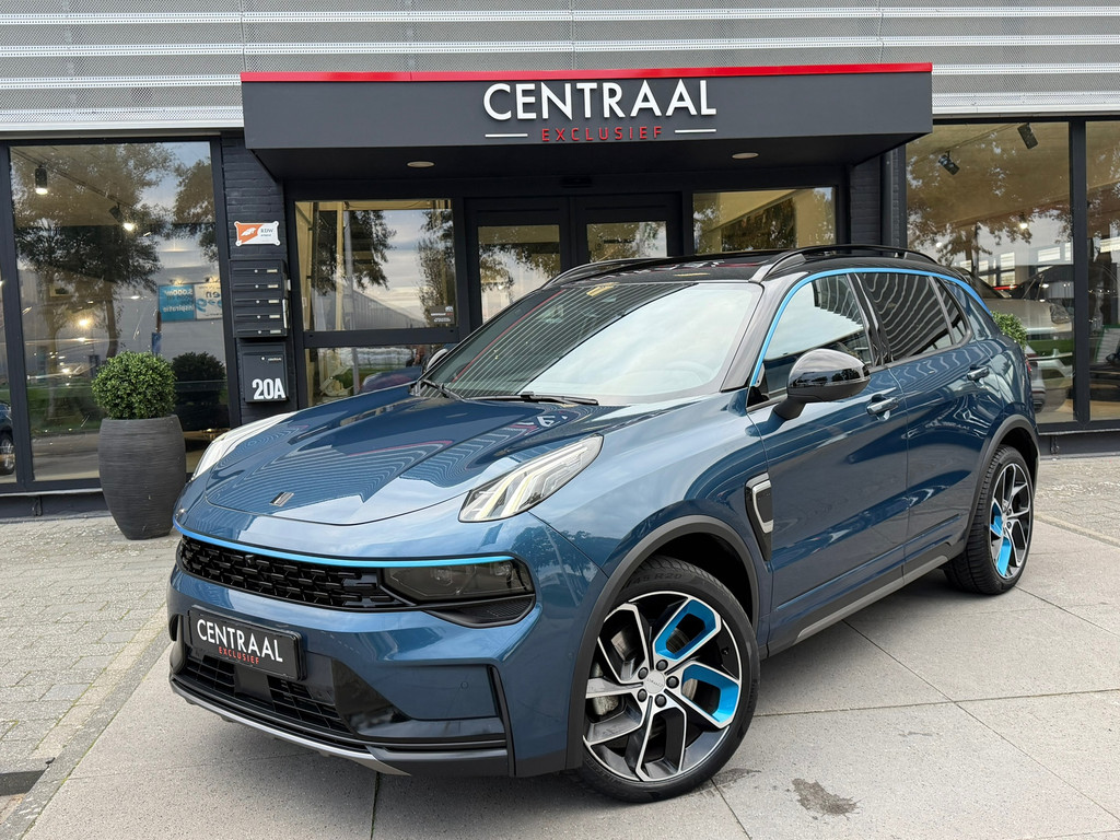 Lynk & Co 01 1.5 Zwarte Hemel - Pano - NL-Auto - Keyless - Infinity - Camera - Carplay - Memory