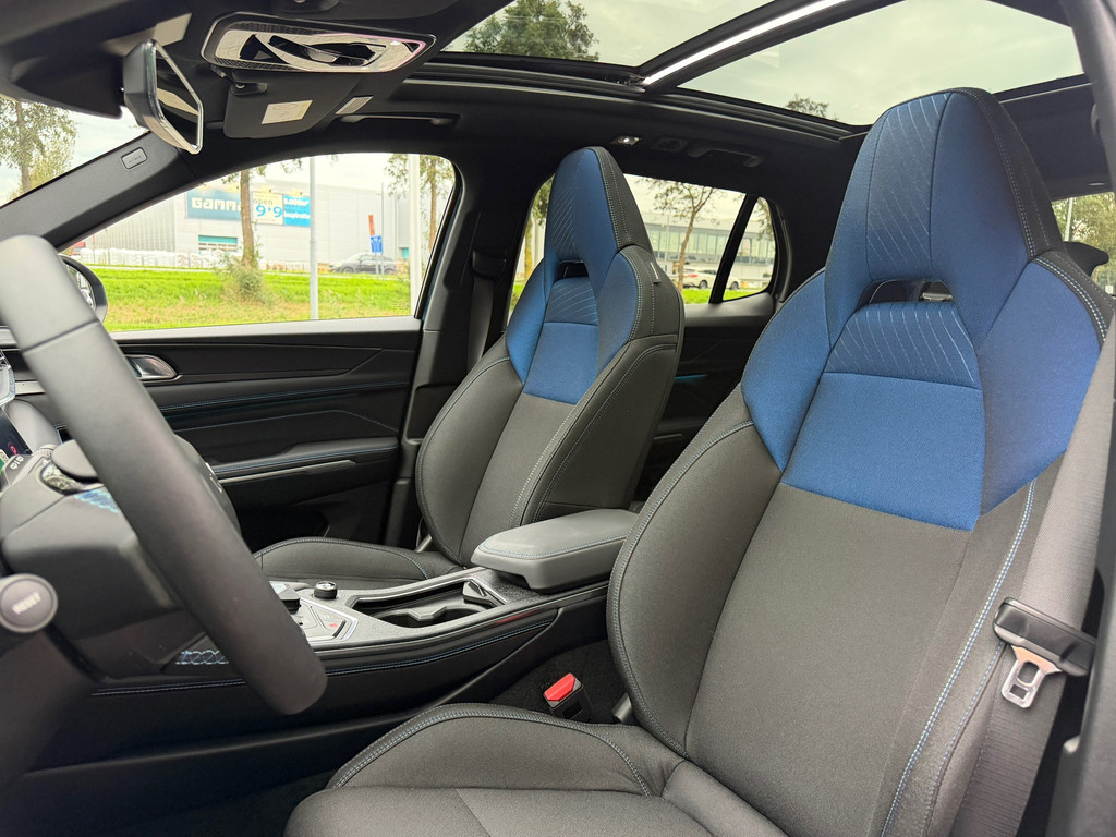 Lynk & Co 01 1.5 Zwarte Hemel – Pano – NL-Auto – Keyless – Infinity – Camera – Carplay – Memory - Afbeelding 26