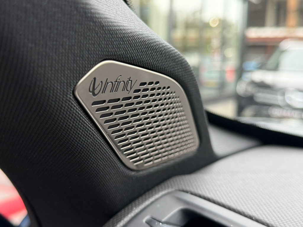 Lynk & Co 01 1.5 Zwarte Hemel – Pano – NL-Auto – Keyless – Infinity – Camera – Carplay – Memory - Afbeelding 34