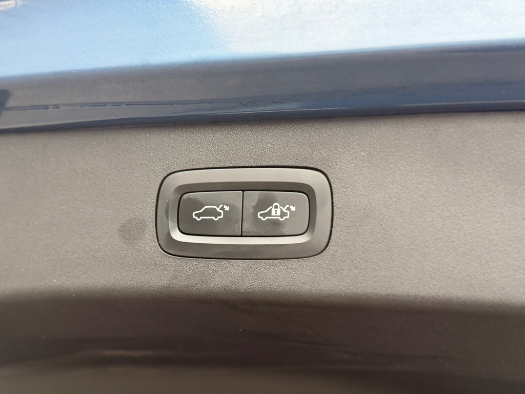 Lynk & Co 01 1.5 Zwarte Hemel – Pano – NL-Auto – Keyless – Infinity – Camera – Carplay – Memory - Afbeelding 36