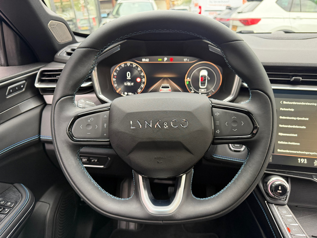 Lynk & Co 01 1.5 Zwarte Hemel – Pano – NL-Auto – Keyless – Infinity – Camera – Carplay – Memory - Afbeelding 42