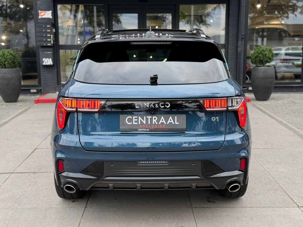 Lynk & Co 01 1.5 Zwarte Hemel – Pano – NL-Auto – Keyless – Infinity – Camera – Carplay – Memory - Afbeelding 4