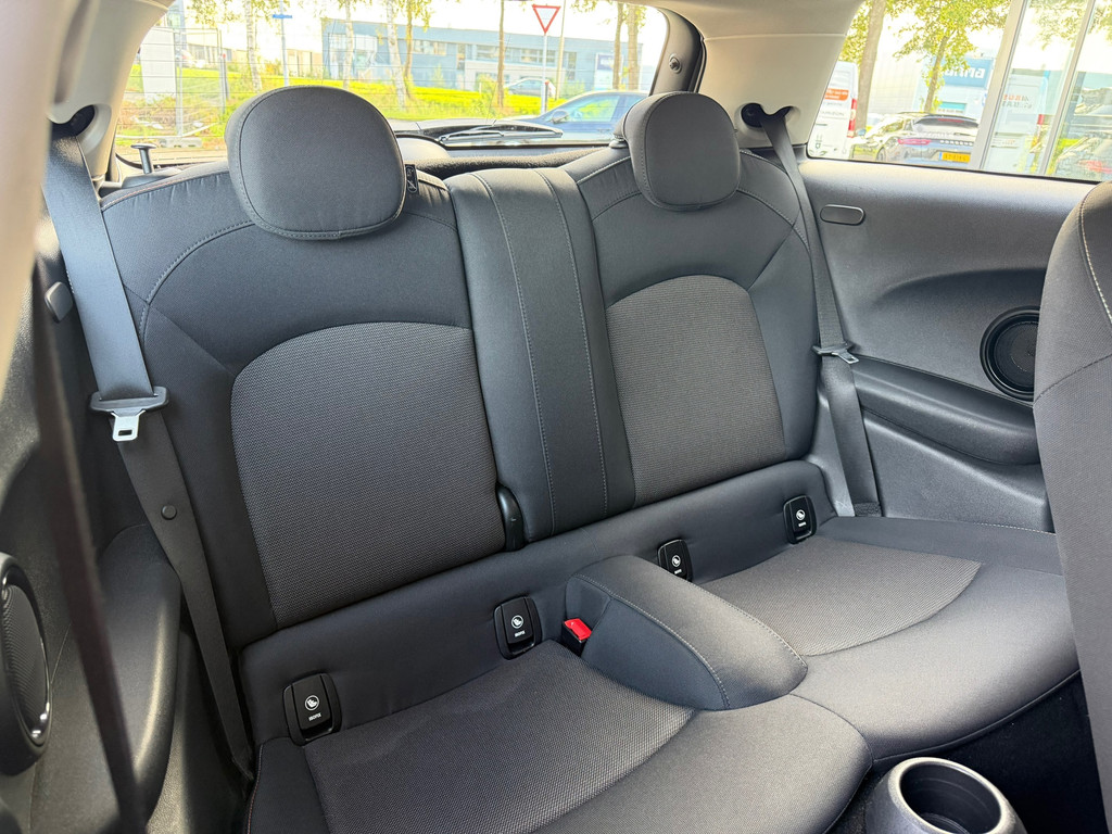 MINI 3-deurs 1.5 Cooper Pepper Autom – Carplay – Origineel-NL – Navi – PDC – 136PK – Cruisecontrol - Afbeelding 27