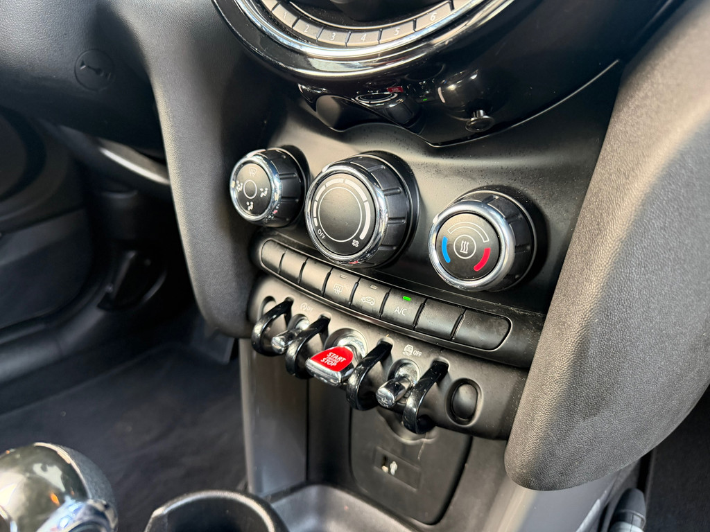 MINI 3-deurs 1.5 Cooper Pepper Autom – Carplay – Origineel-NL – Navi – PDC – 136PK – Cruisecontrol - Afbeelding 29