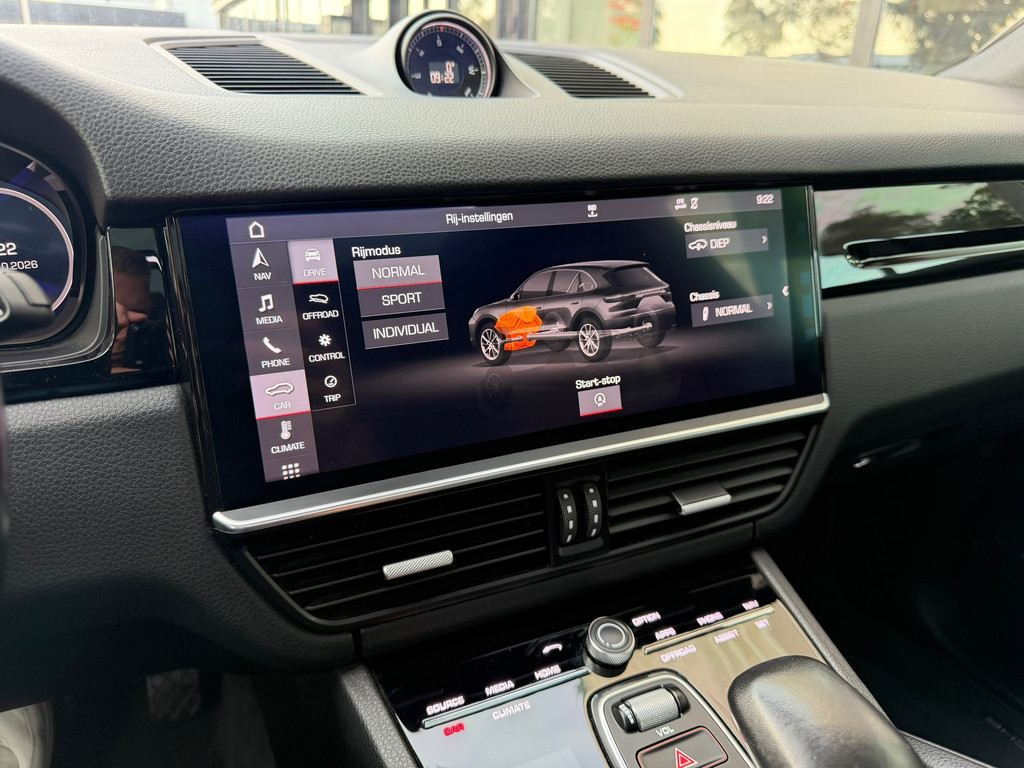 Porsche Cayenne 3.0 Pano – SportChrono – Memory – ACC – Luchtvering – Bosé – PDLS - Afbeelding 44